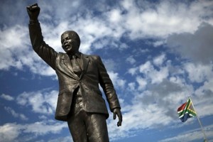 mandela-statue5