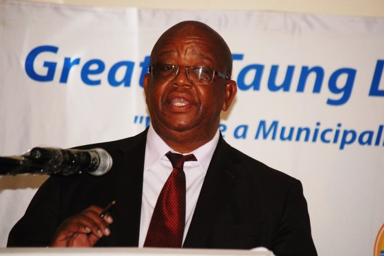 DSC_0270Greater Taung Local Municipality Mayor Kgosi Nyoko Motlhabane tabling municipal buget speech for 2017-18