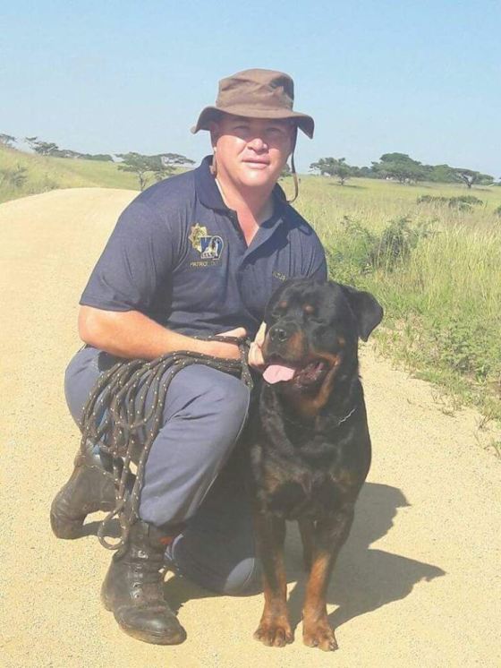 Sgt Altus Coetser and Tiger